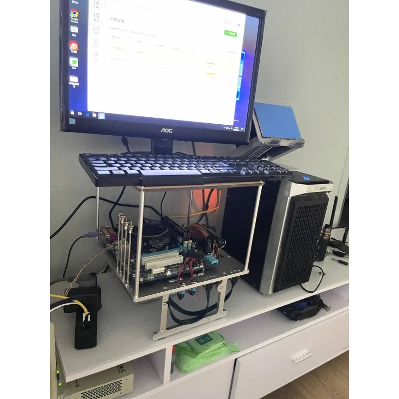 Obudowa komputerowa z otwartą  – Aluminum Open Frame Test Bench Water Cooling recenzja i cena